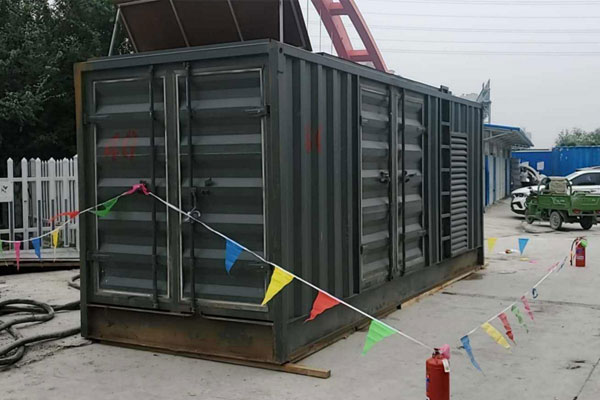 陵城发电机租赁空气滤清器多久更换一次？